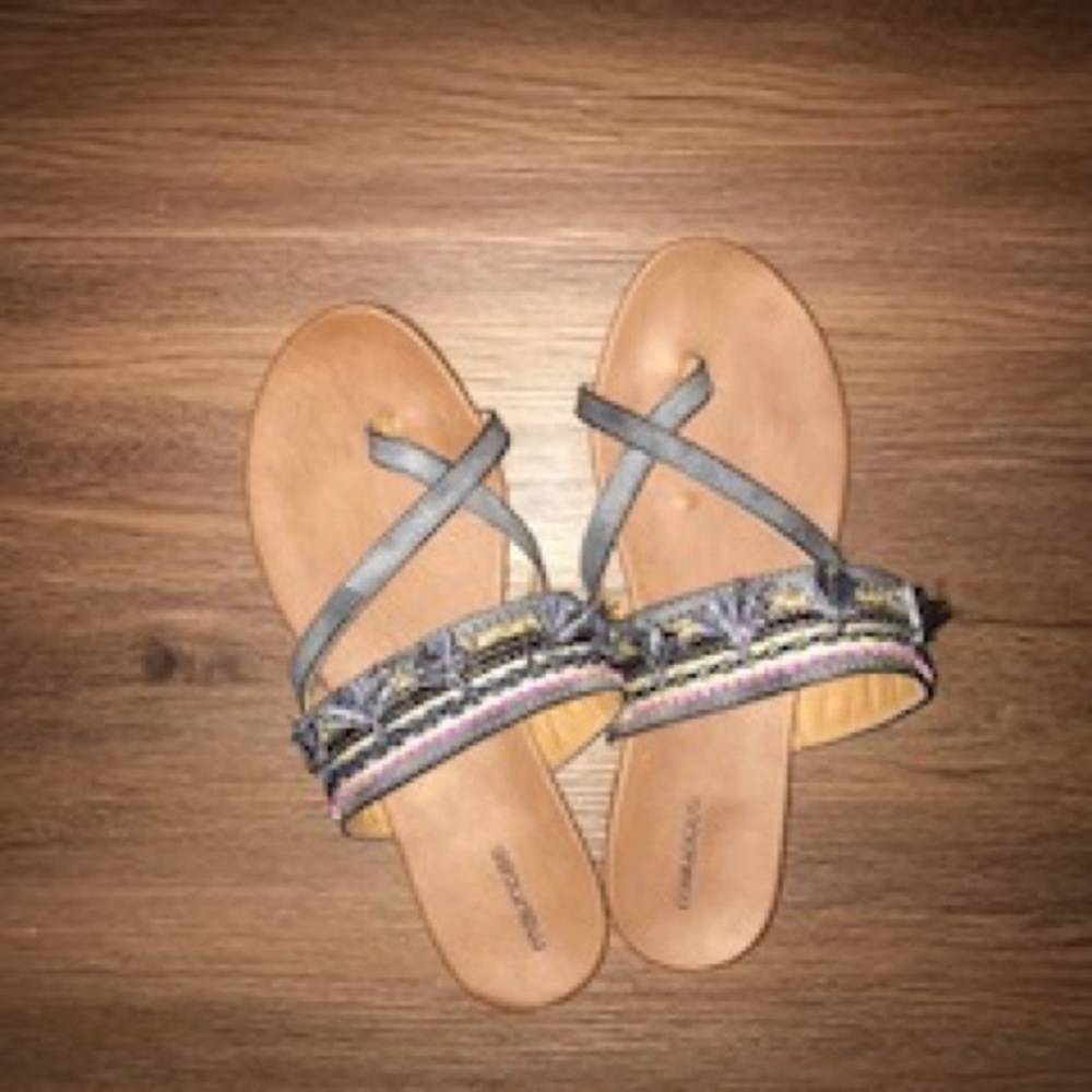 Maurice's sandals